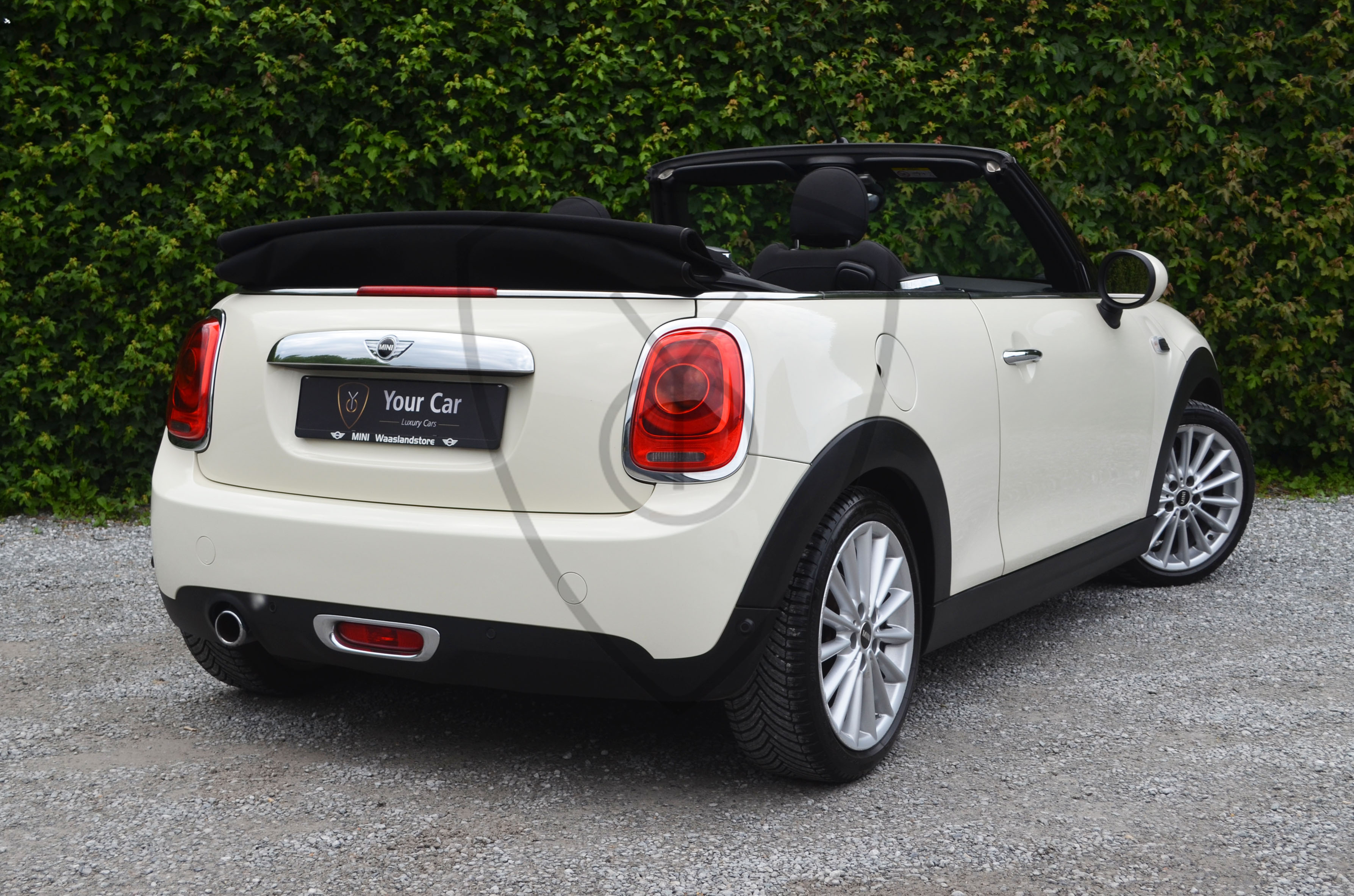 MINI COOPER CABRIO — image 12